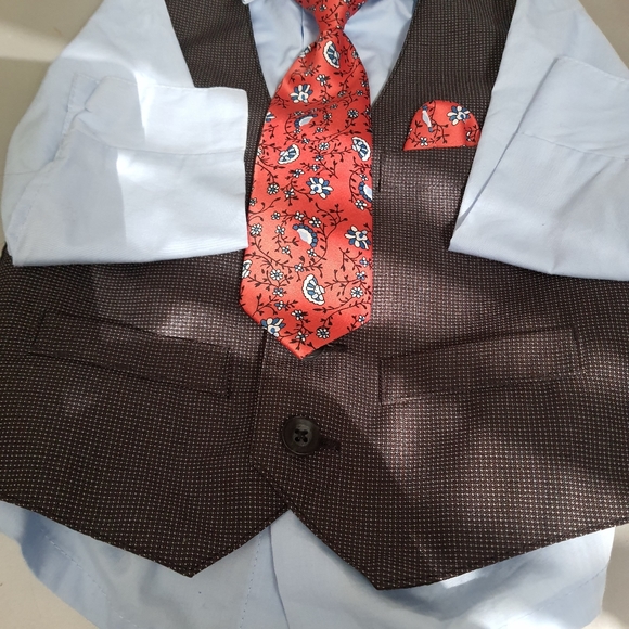 Perry Ellis 4piece kid set - Picture 3 of 3